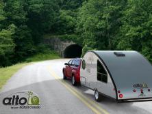 製品開発 - 軽量トレーラー