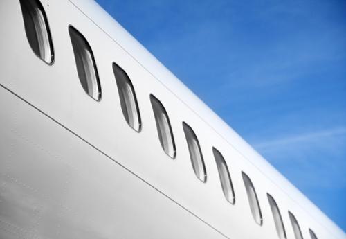 Évaluation des dommages causés par la grêle sur les avions